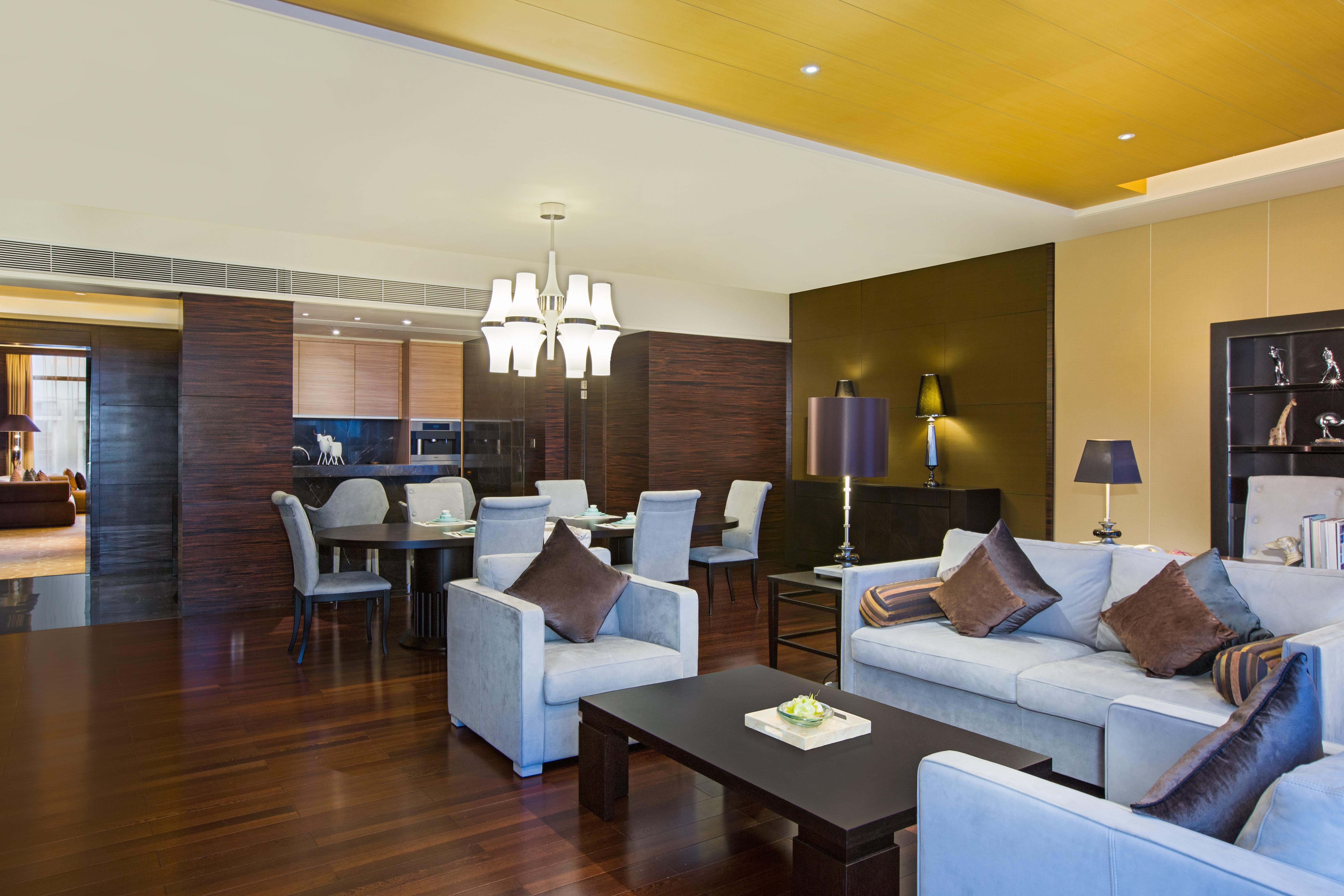 Crowne Plaza Guangzhou Huadu By Ihg - Free Shuttle Bus Between Hotel To Exhibition Center During Canton Fair Esterno foto