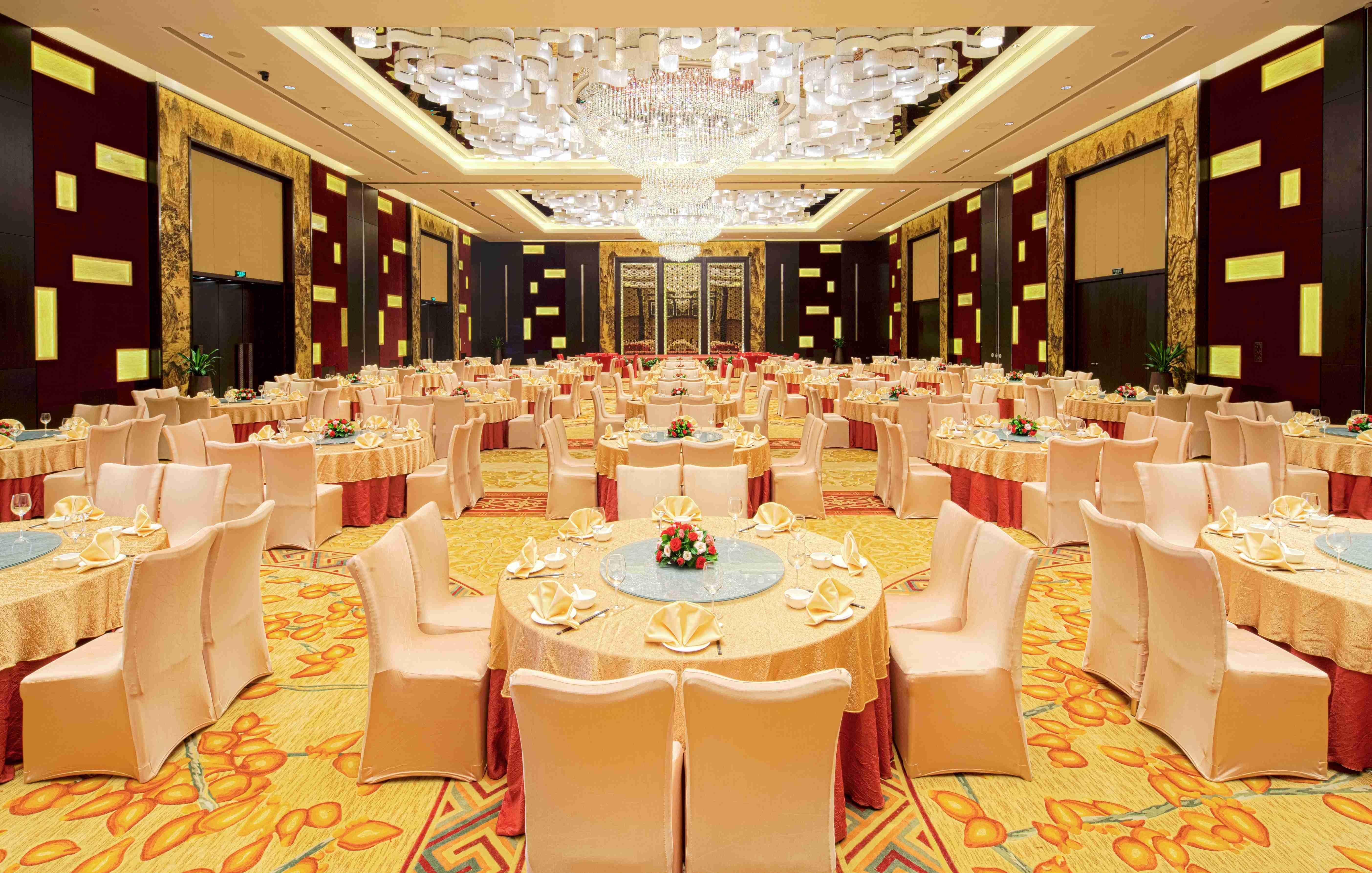 Crowne Plaza Guangzhou Huadu By Ihg - Free Shuttle Bus Between Hotel To Exhibition Center During Canton Fair Esterno foto