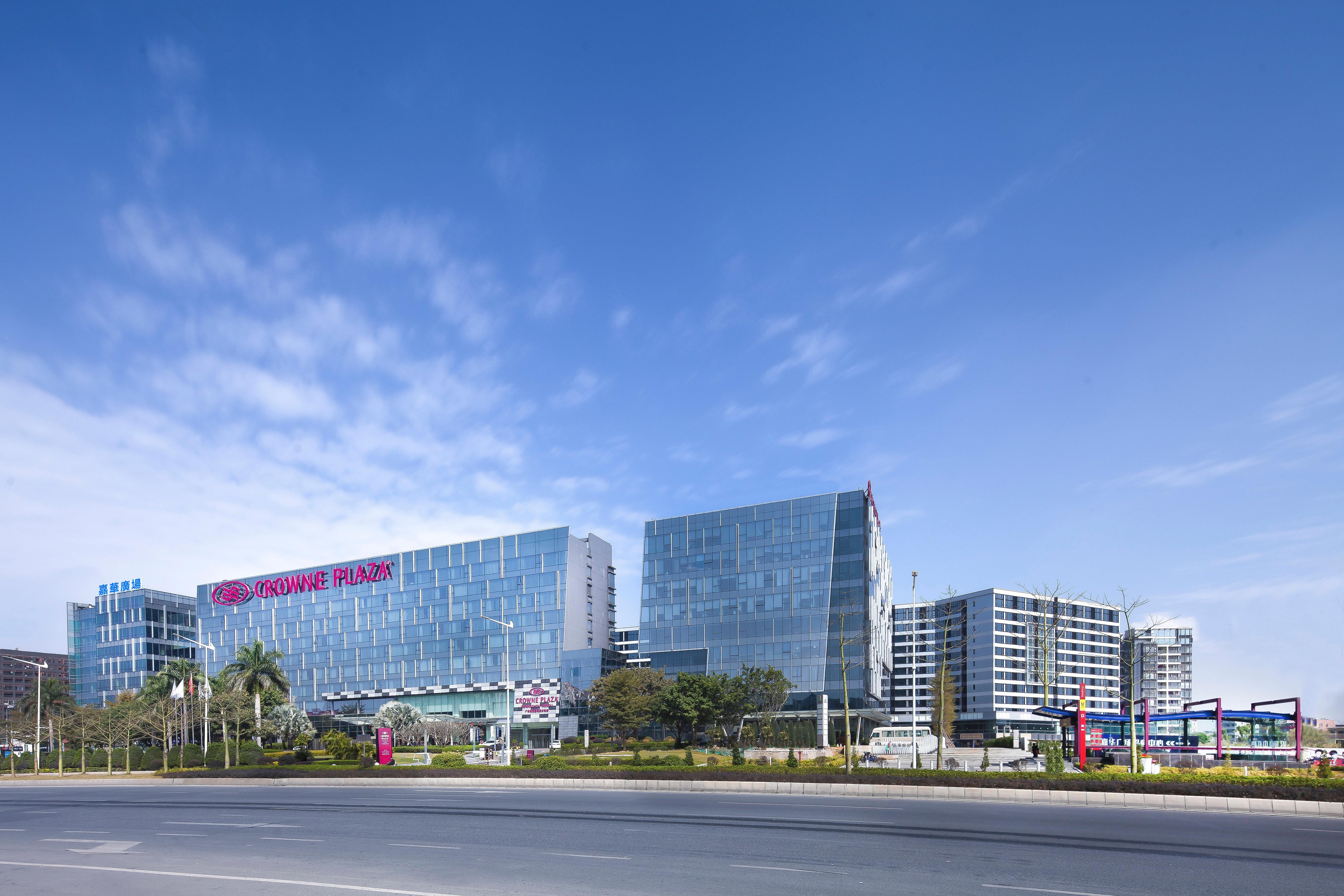Crowne Plaza Guangzhou Huadu By Ihg - Free Shuttle Bus Between Hotel To Exhibition Center During Canton Fair Esterno foto