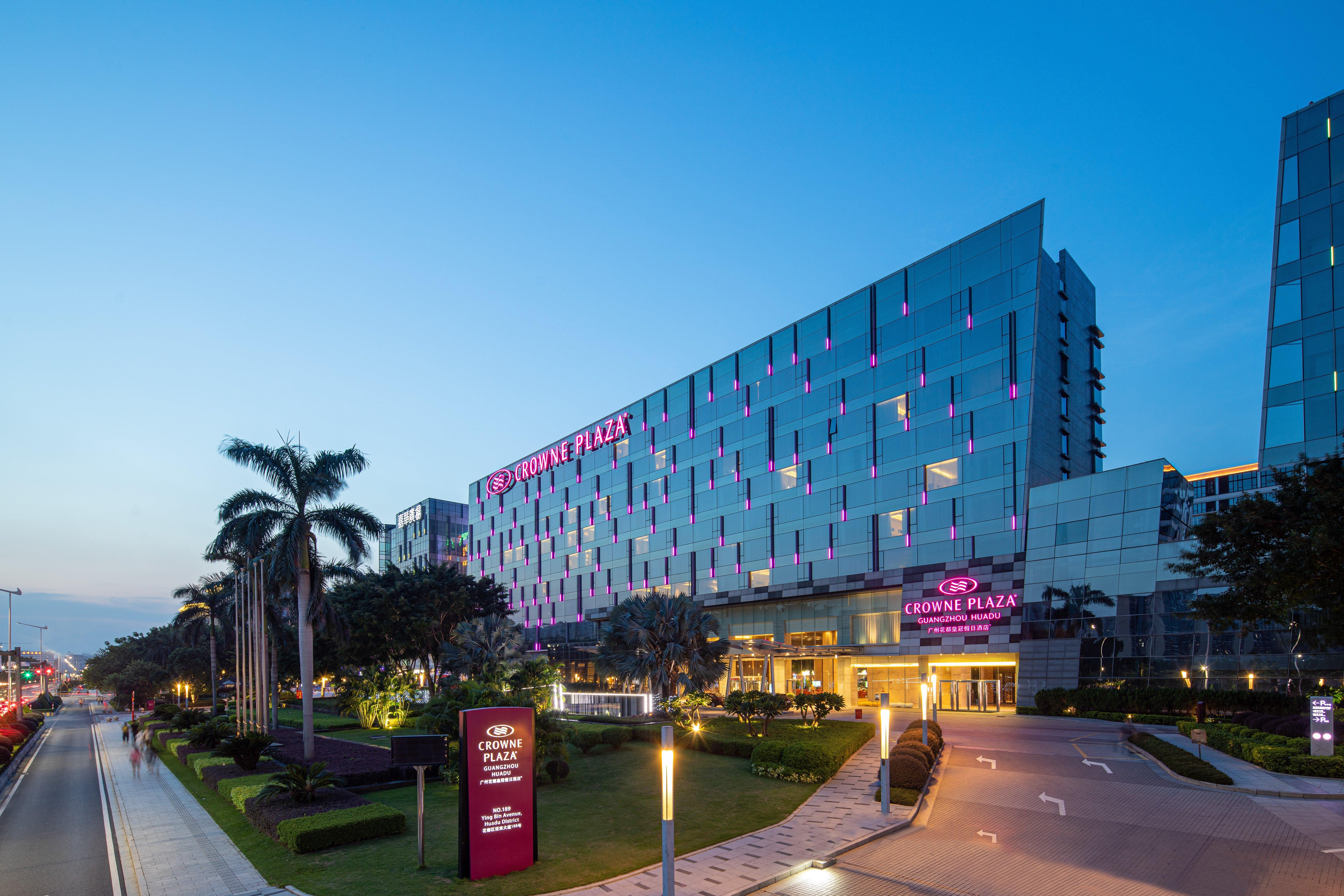 Crowne Plaza Guangzhou Huadu By Ihg - Free Shuttle Bus Between Hotel To Exhibition Center During Canton Fair Esterno foto