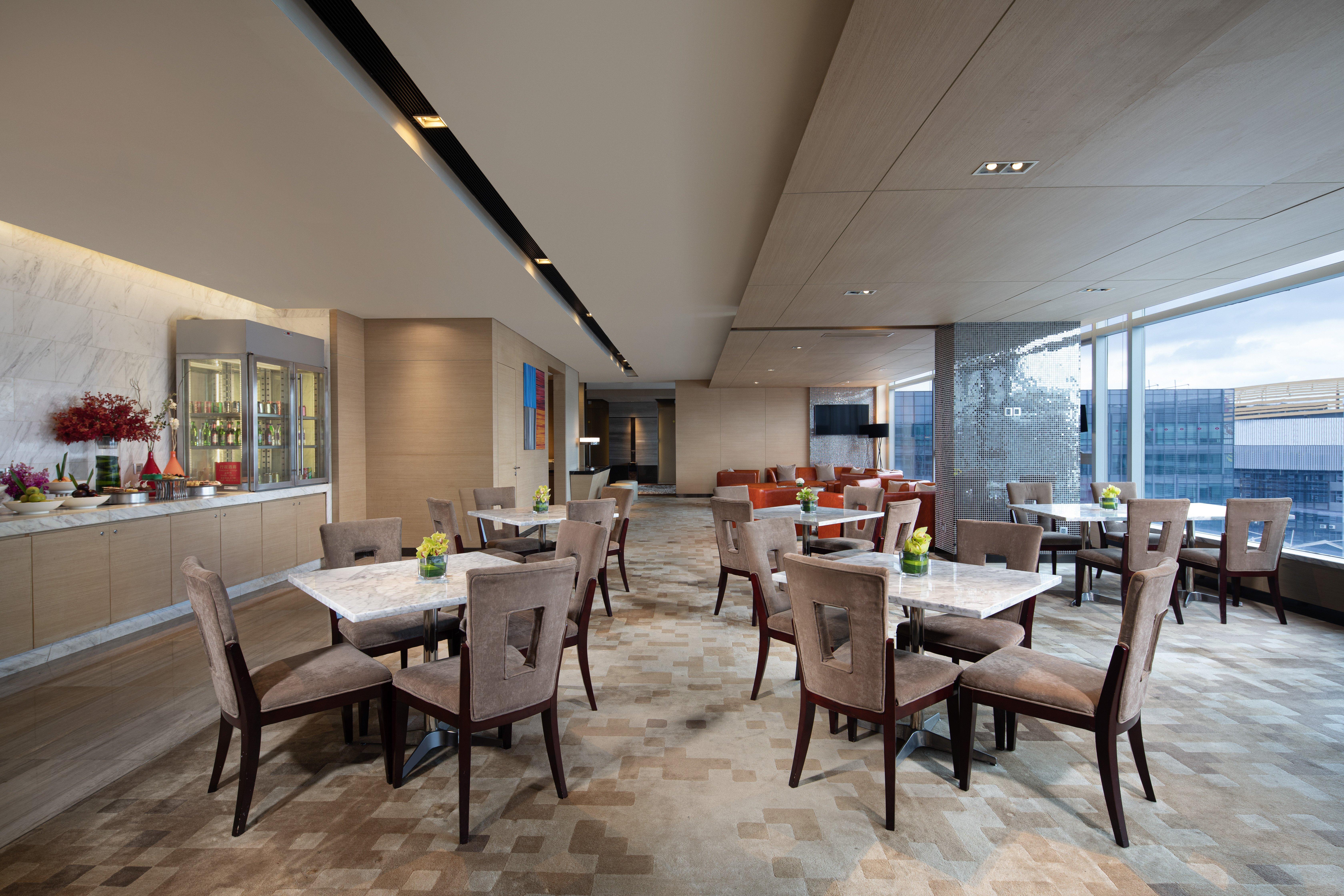 Crowne Plaza Guangzhou Huadu By Ihg - Free Shuttle Bus Between Hotel To Exhibition Center During Canton Fair Esterno foto