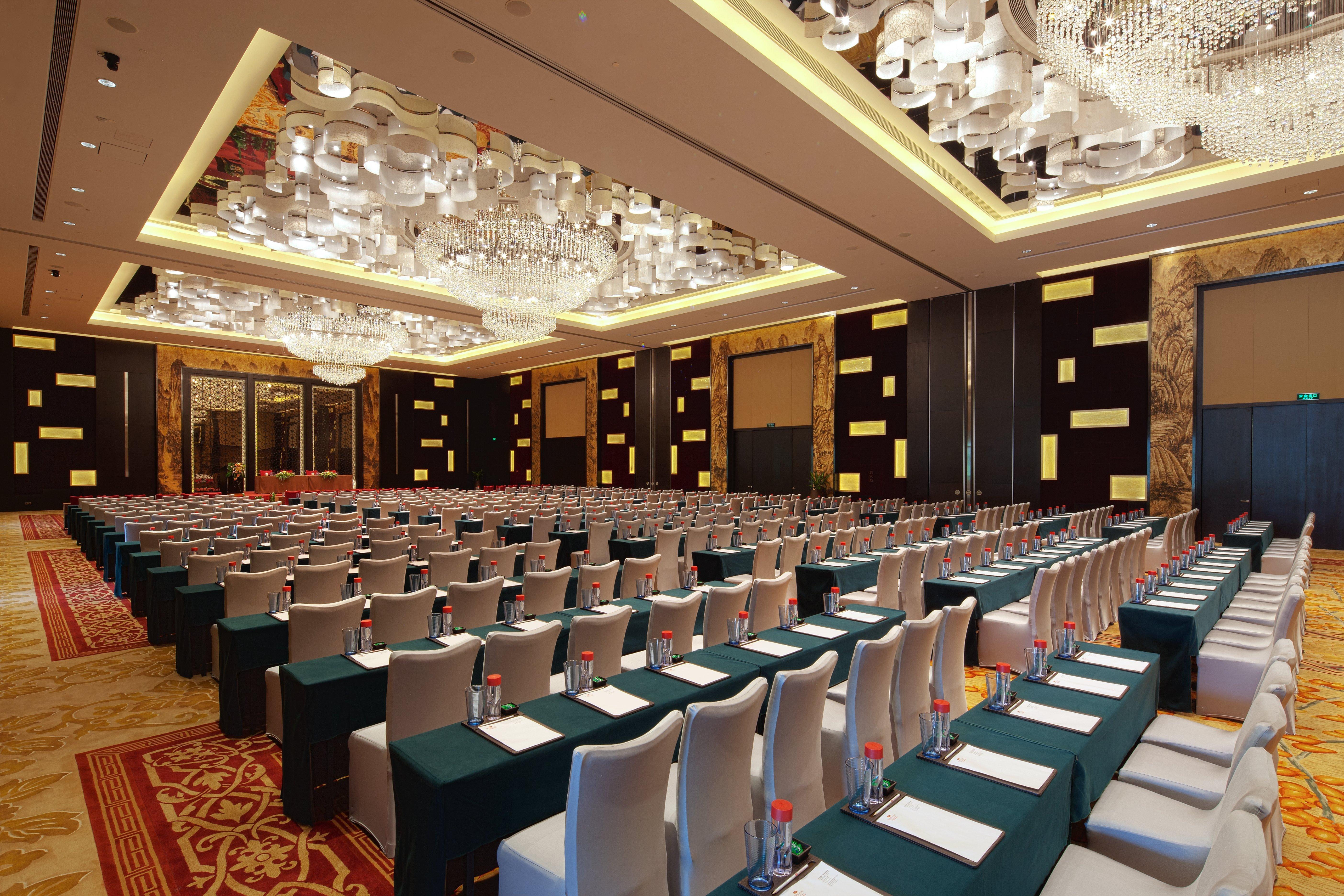Crowne Plaza Guangzhou Huadu By Ihg - Free Shuttle Bus Between Hotel To Exhibition Center During Canton Fair Esterno foto