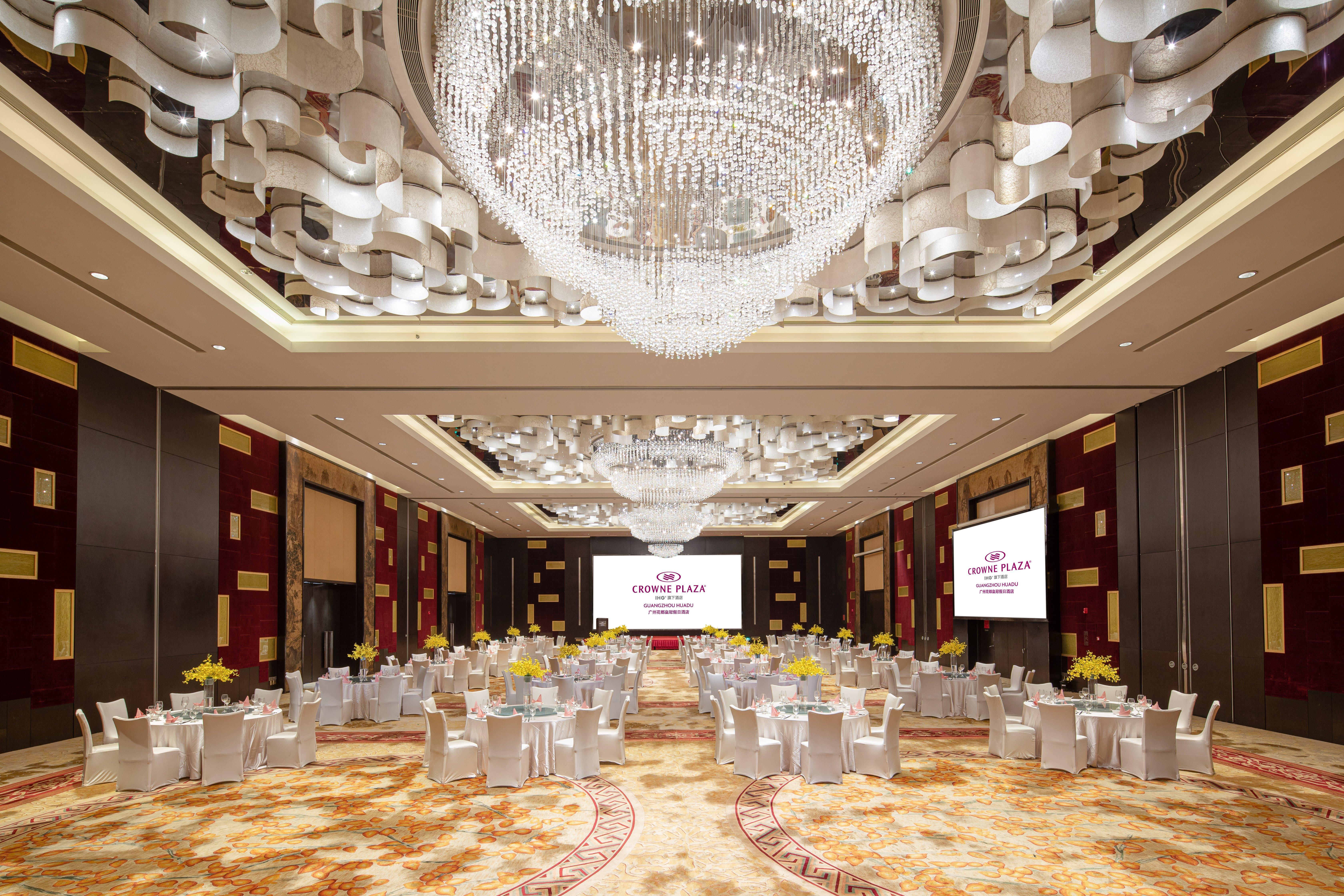 Crowne Plaza Guangzhou Huadu By Ihg - Free Shuttle Bus Between Hotel To Exhibition Center During Canton Fair Esterno foto