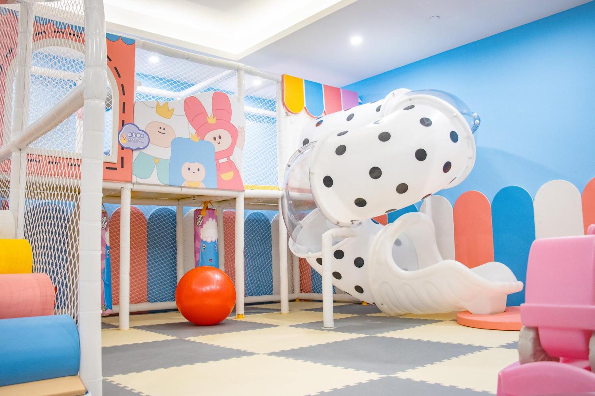Crowne Plaza Guangzhou Huadu By Ihg - Free Shuttle Bus Between Hotel To Exhibition Center During Canton Fair Esterno foto